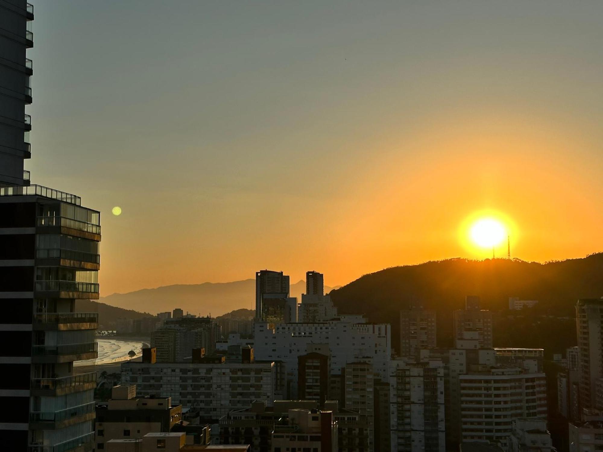 Estanconfor Vista Mar Ac Garagem Arrumacao Andar Bem Alto 公寓